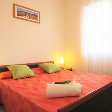 Comfortable With Fenced Garden * Bibione