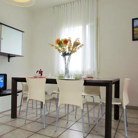 Comfortable With Fenced Garden Villa