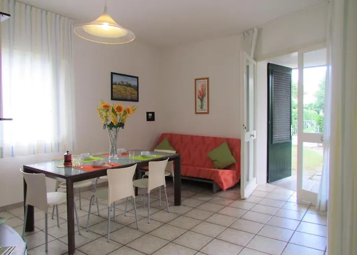 Villa Comfortable Close To The Bibione