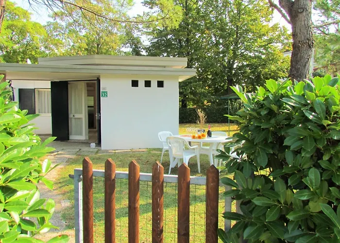 Villa Comfortable Close To The Bibione